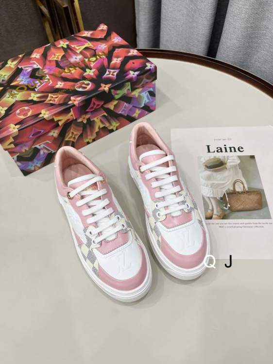 Picture of Louis Vuitton Shoes _SKULVsz35-39XJ010412676